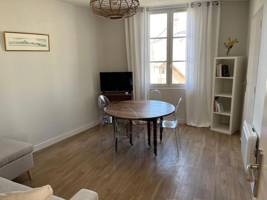 Les Marronniers Appartement Centre Saumur Bord De Loire Bagian luar foto